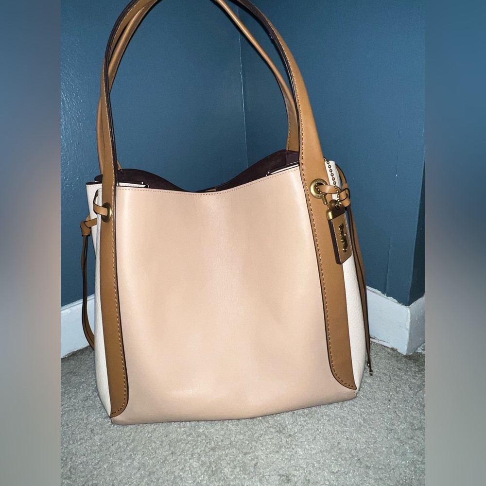 1941 Coach harmony hobo